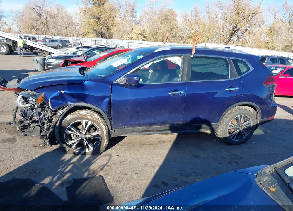 2019 NISSAN ROGUE SV VIN: JN8AT2MV7KW393027