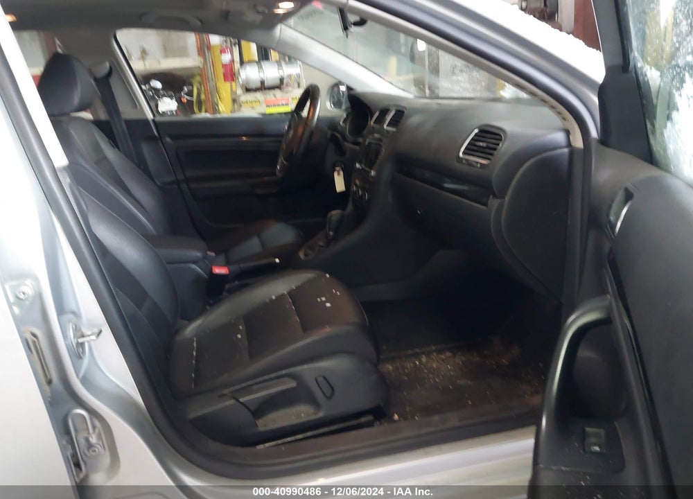 2014 VOLKSWAGEN JETTA SPORTWAGEN 2.5L SE VIN: 3VWPP7AJ5EM608429