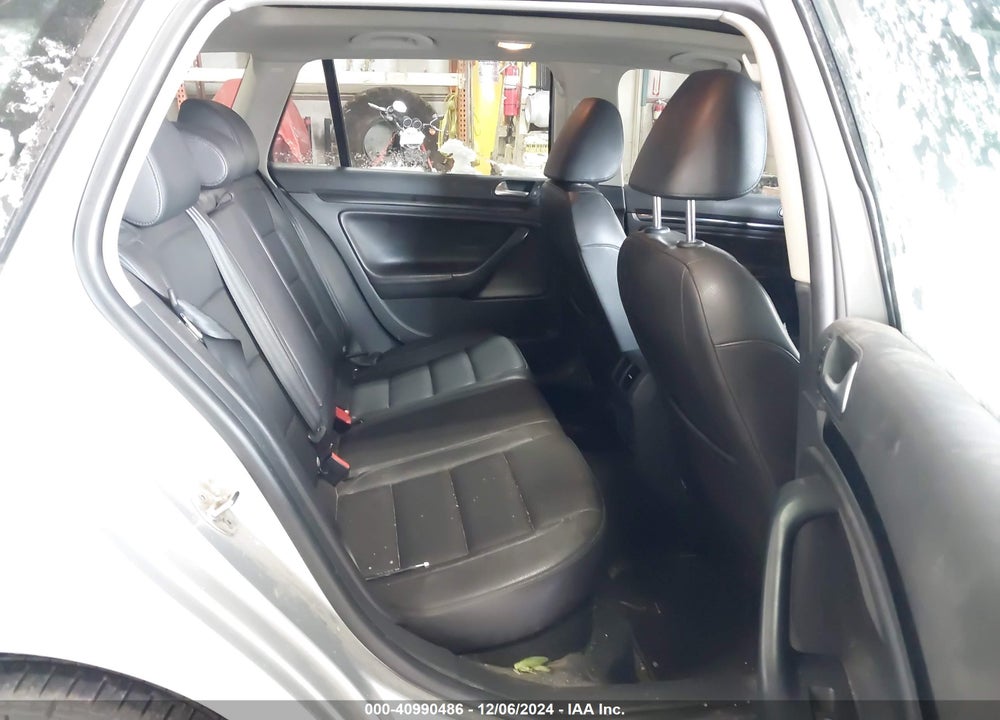 2014 VOLKSWAGEN JETTA SPORTWAGEN 2.5L SE VIN: 3VWPP7AJ5EM608429