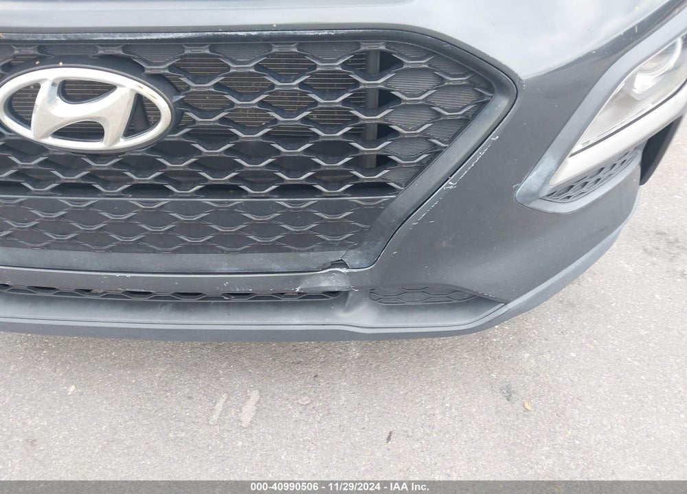 2018 HYUNDAI KONA SE VIN: KM8K12AA7JU073882