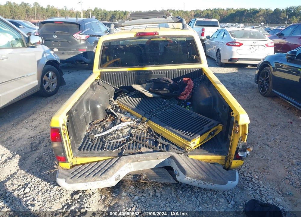 2001 NISSAN FRONTIER XE-V6 VIN: 1N6ED27Y81C368859