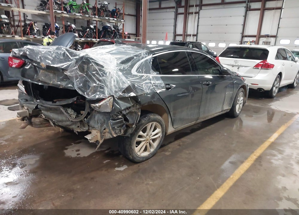 2018 CHEVROLET MALIBU LT VIN: 1G1ZD5ST5JF105754