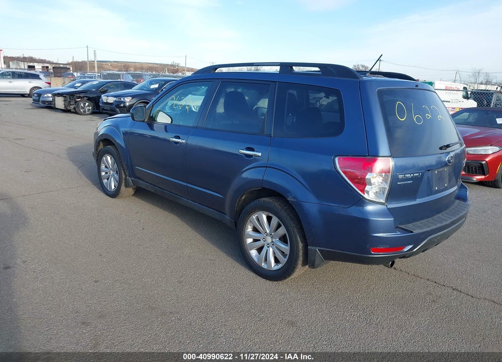 2012 SUBARU FORESTER 2.5X PREMIUM VIN: JF2SHADC0CH424569