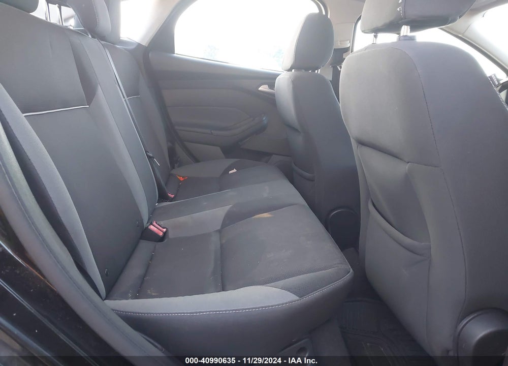 2013 FORD FOCUS VIN: 1FADP3F27DL232886
