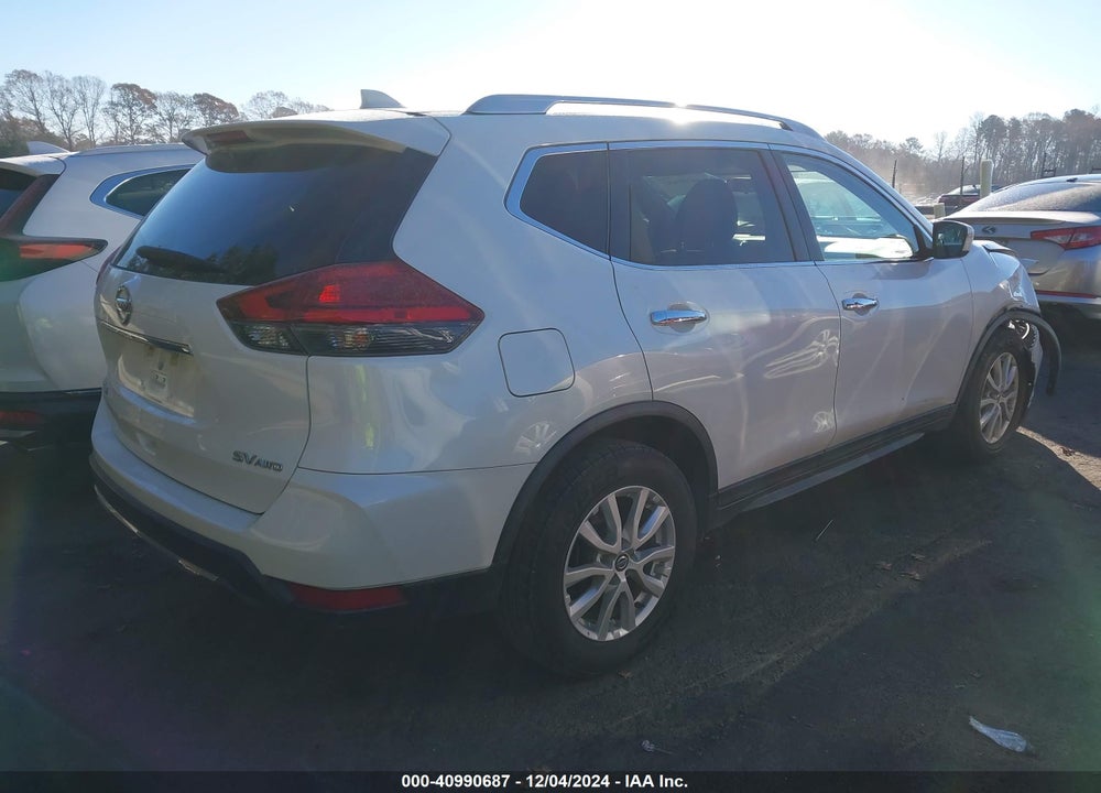 2017 NISSAN ROGUE SV VIN: KNMAT2MV8HP616660