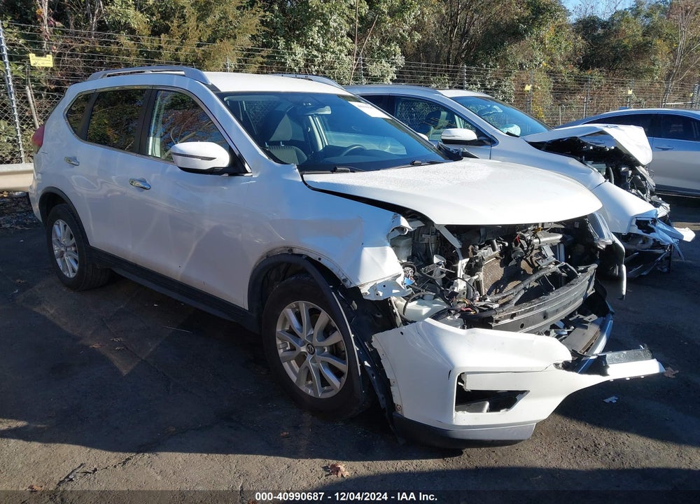 2017 NISSAN ROGUE SV VIN: KNMAT2MV8HP616660