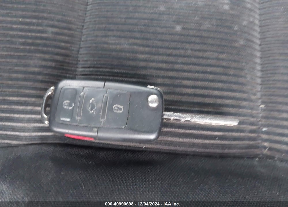2002 VOLKSWAGEN JETTA GLS 1.8L VIN: 3VWSE69M32M019237