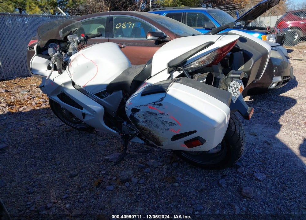2006 HONDA VFR800 VIN: JH2RC46186M800544
