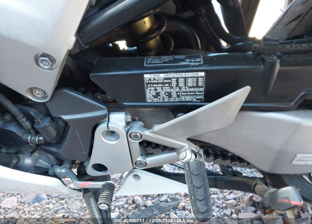 2006 HONDA VFR800 VIN: JH2RC46186M800544