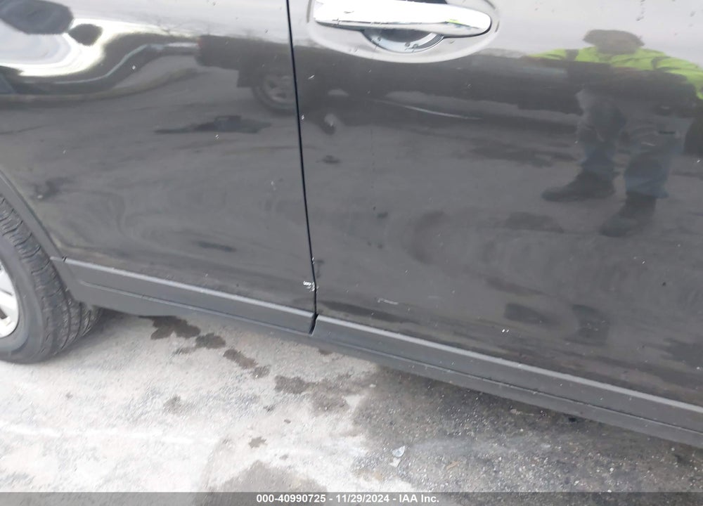 2014 NISSAN ROGUE SV VIN: 5N1AT2MV0EC815751