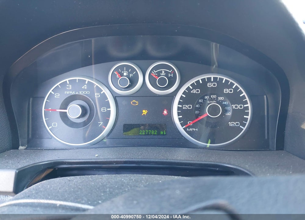 2009 FORD FUSION VIN: 3FAHP07159R220573