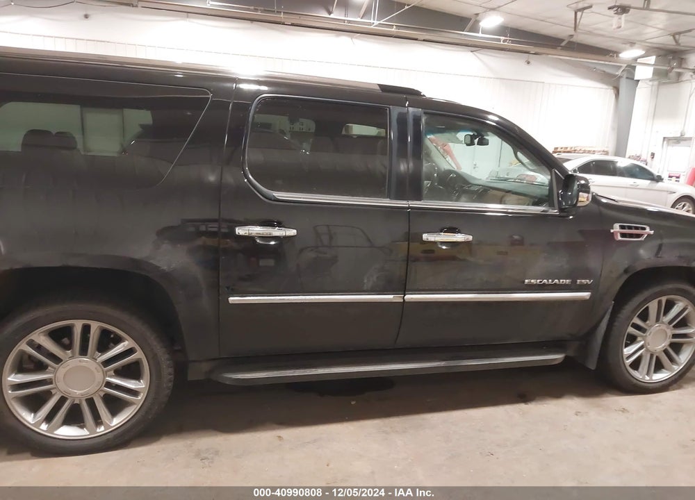 2013 CADILLAC ESCALADE ESV PLATINUM EDITION VIN: 1GYS4KEF9DR284441