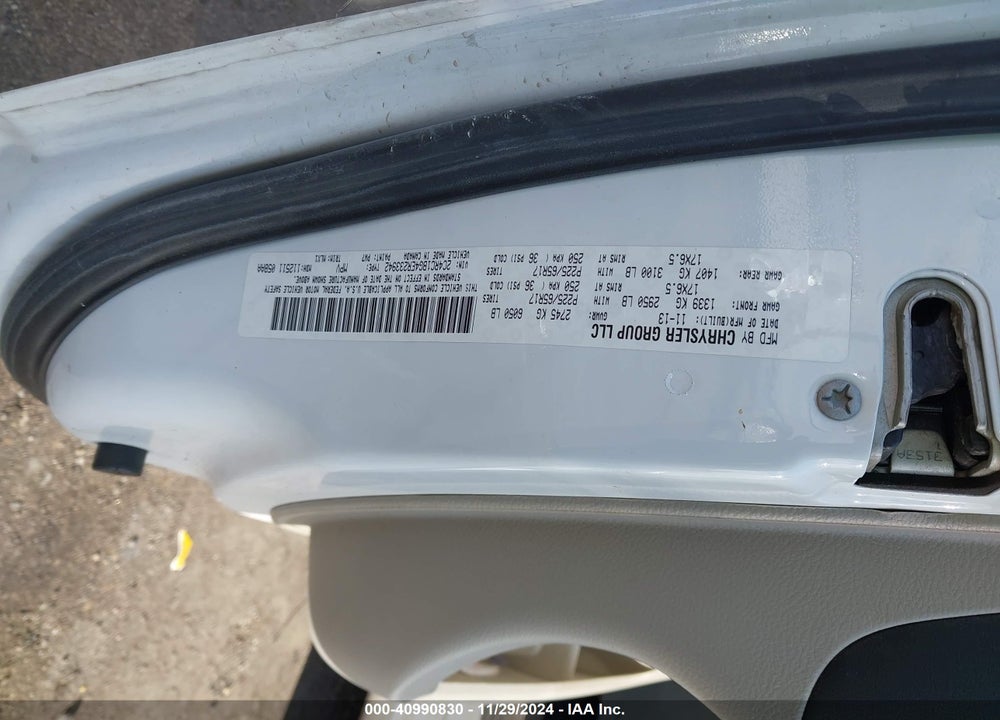 2014 CHRYSLER TOWN & COUNTRY TOURING VIN: 2C4RC1BG4ER233942