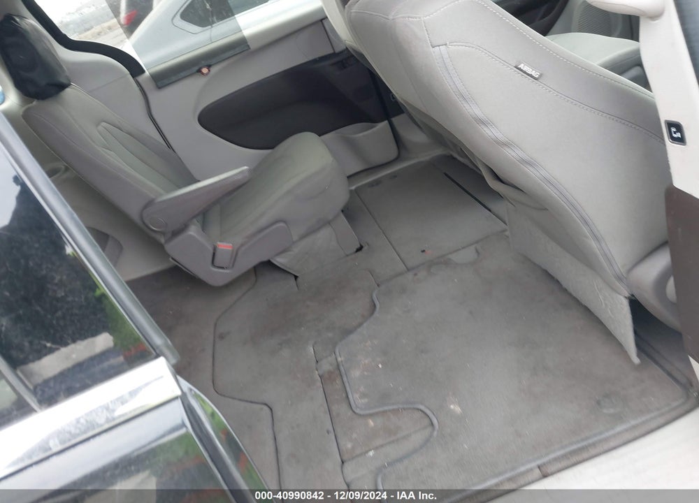 2017 CHRYSLER PACIFICA VIN: 2C4RC1DG4HR647546
