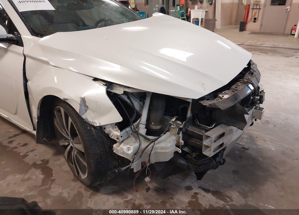 2019 NISSAN ALTIMA 2.0 PLATINUM VIN: 1N4AL4FV9KC226096