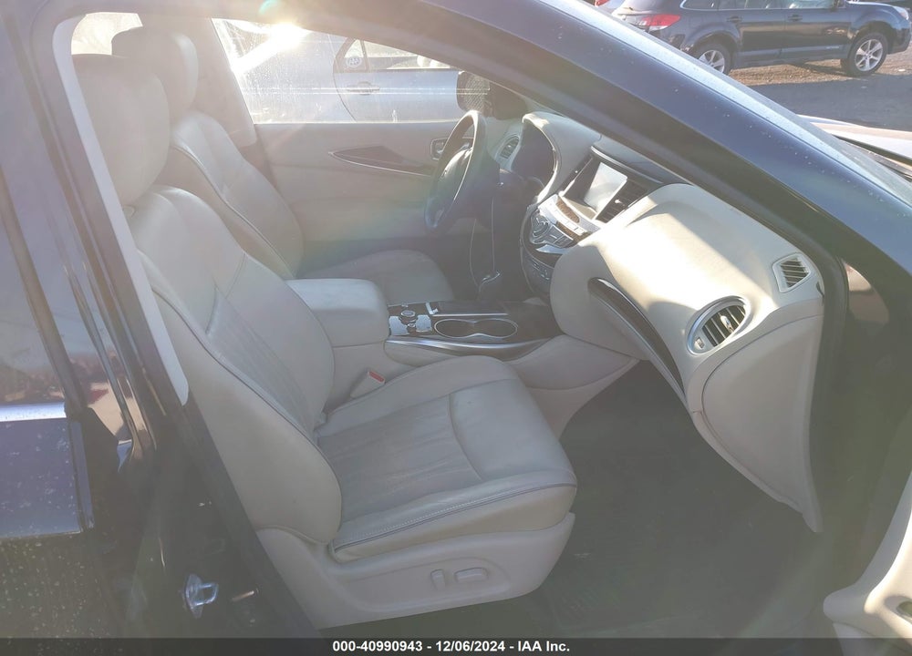 2017 INFINITI QX60 VIN: 5N1DL0MM5HC541282