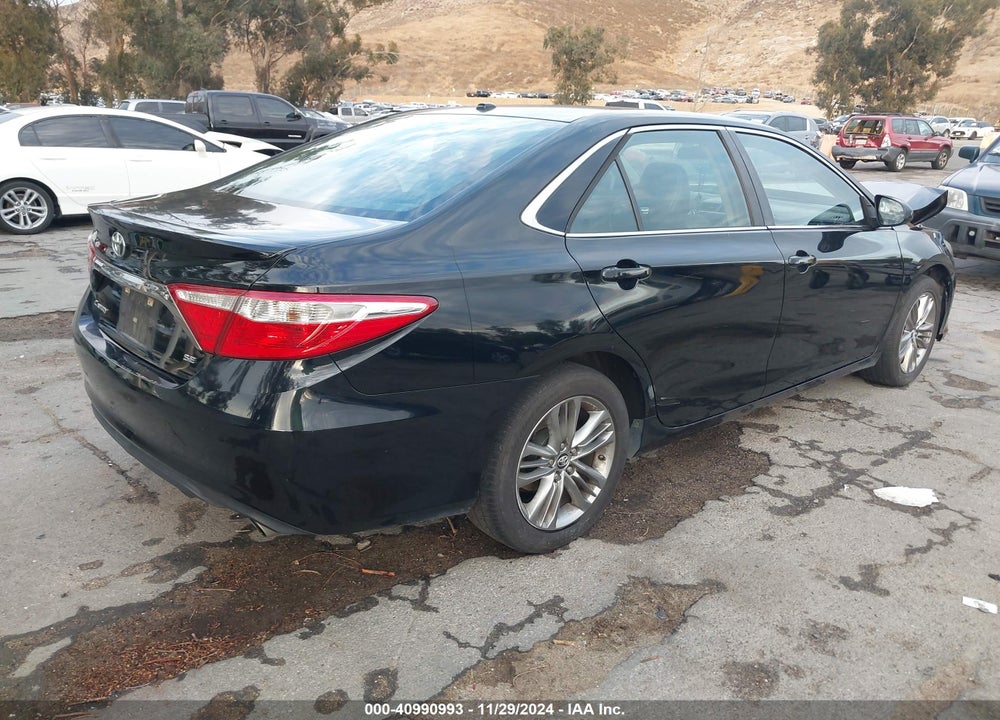 2017 TOYOTA CAMRY SE VIN: 4T1BF1FK8HU382851
