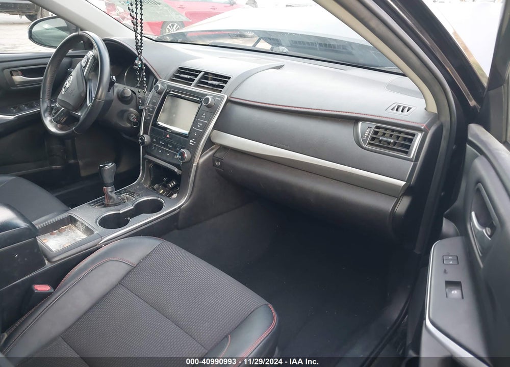 2017 TOYOTA CAMRY SE VIN: 4T1BF1FK8HU382851