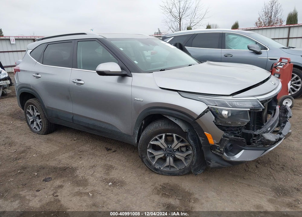 2021 KIA SELTOS EX VIN: KNDERCAA3M7130839