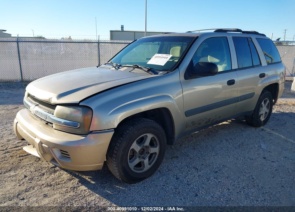 2005 CHEVROLET TRAILBLAZER LS VIN: 1GNDT13S552172460
