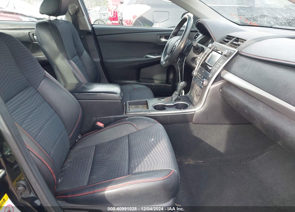2015 TOYOTA CAMRY SE VIN: 4T1BF1FK7FU492710