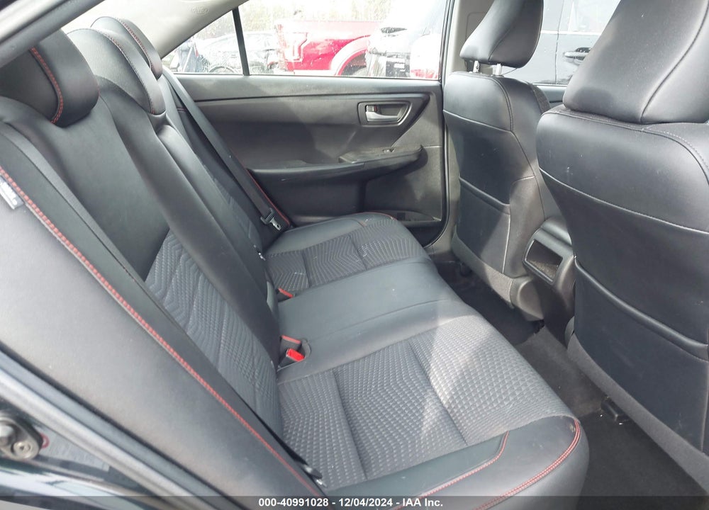 2015 TOYOTA CAMRY SE VIN: 4T1BF1FK7FU492710
