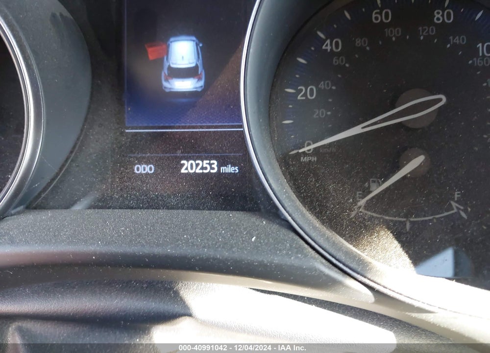 2021 TOYOTA C-HR LE VIN: NMTKHMBXXMR133501