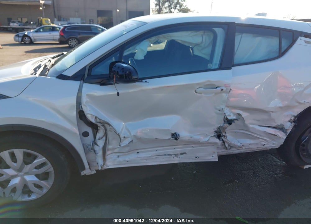 2021 TOYOTA C-HR LE VIN: NMTKHMBXXMR133501