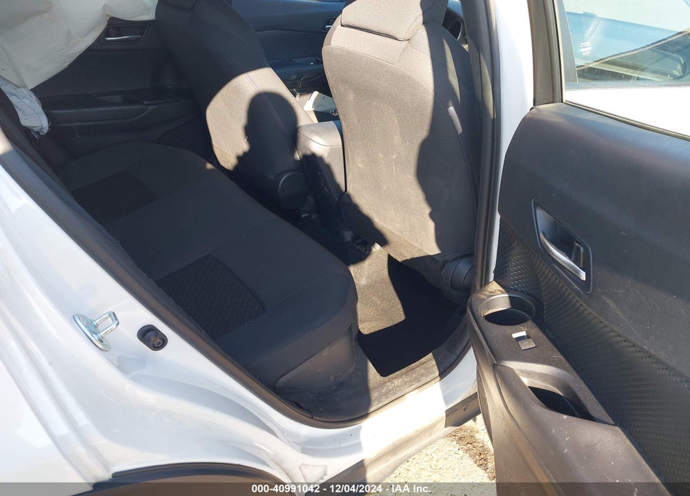 2021 TOYOTA C-HR LE VIN: NMTKHMBXXMR133501