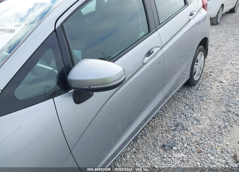 2019 HONDA FIT LX VIN: 3HGGK5H47KM714450