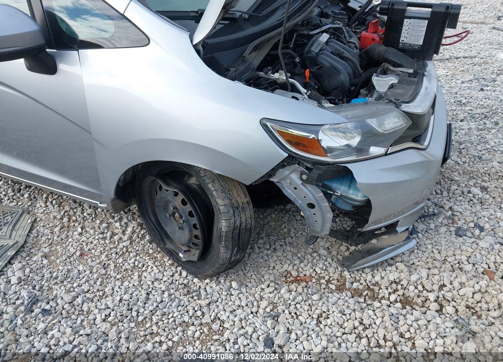 2019 HONDA FIT LX VIN: 3HGGK5H47KM714450