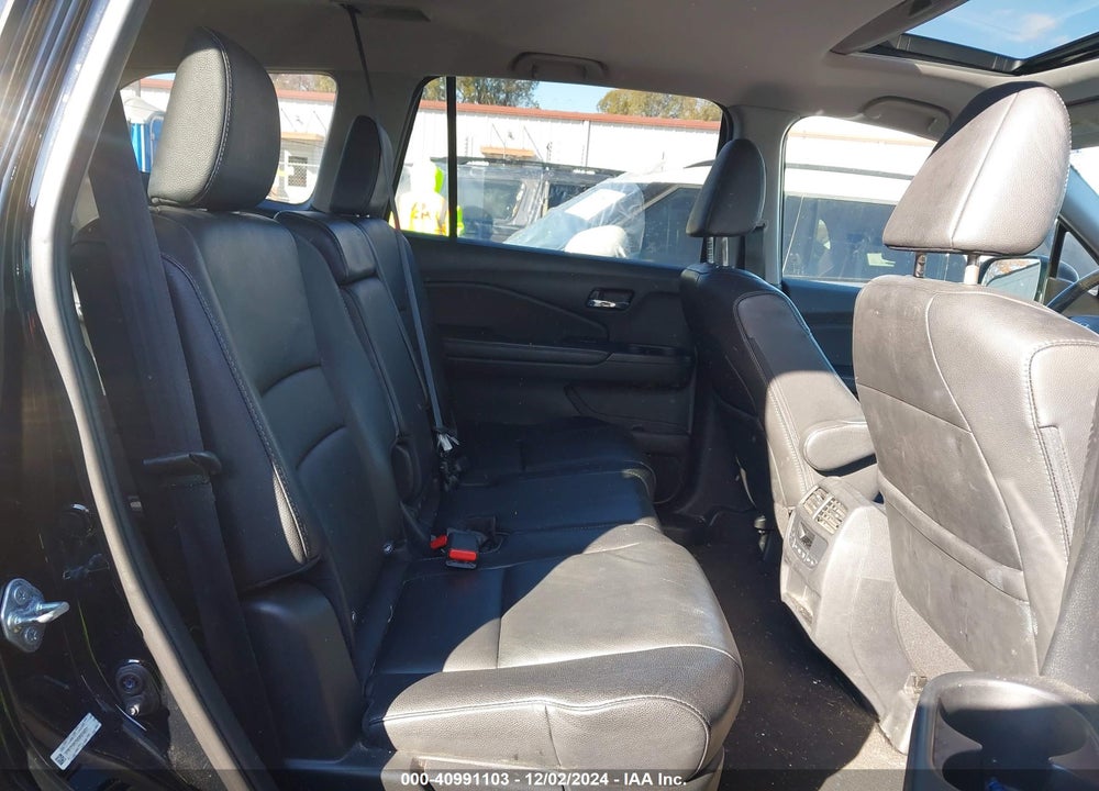 2016 HONDA PILOT EX-L VIN: 5FNYF6H76GB024031