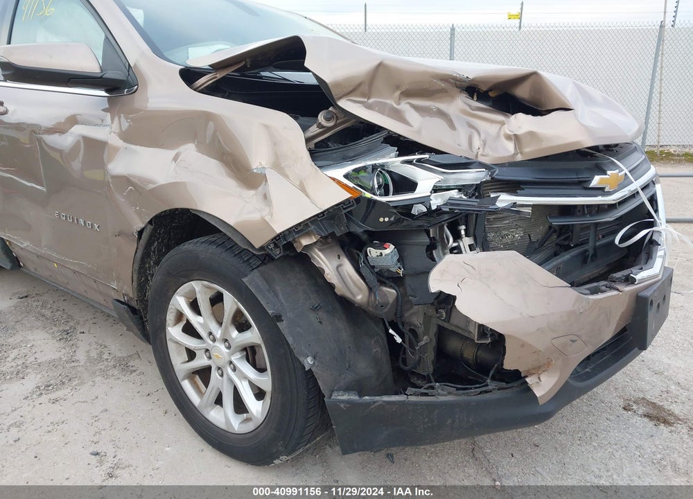 2019 CHEVROLET EQUINOX LT VIN: 2GNAXUEV8K6240006