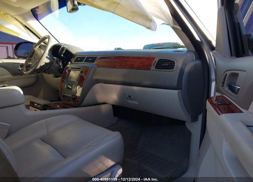 2013 CHEVROLET AVALANCHE VIN: 3GNTKGE74DG346079