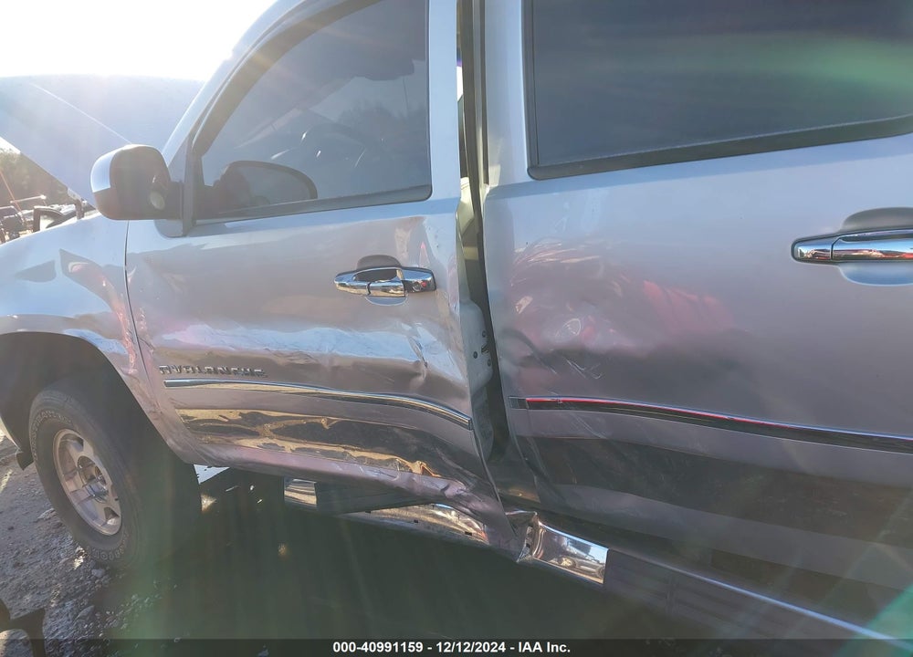 2013 CHEVROLET AVALANCHE VIN: 3GNTKGE74DG346079
