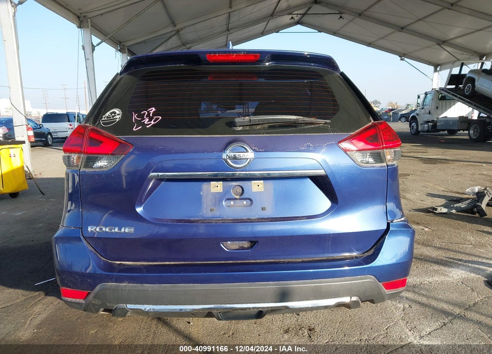 2017 NISSAN ROGUE S VIN: KNMAT2MT8HP553221