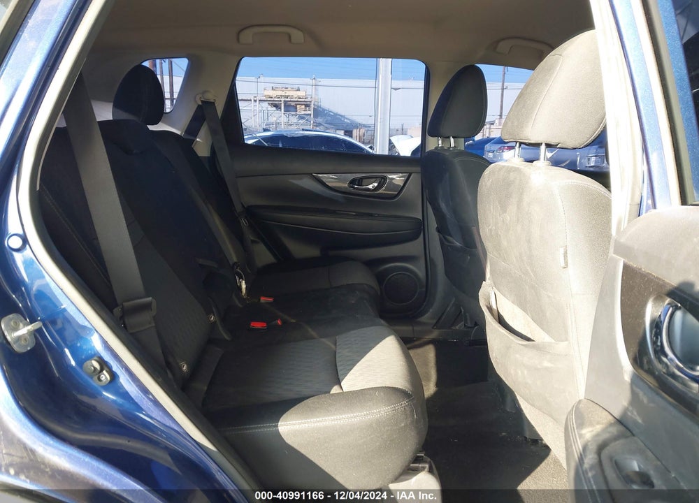 2017 NISSAN ROGUE S VIN: KNMAT2MT8HP553221