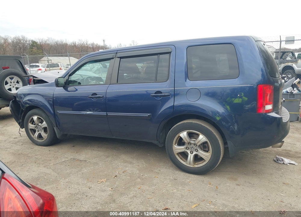 2015 HONDA PILOT EX-L VIN: 5FNYF4H54FB037183
