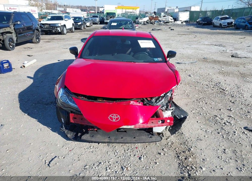 2018 TOYOTA 86 GT VIN: JF1ZNAE11J8701591
