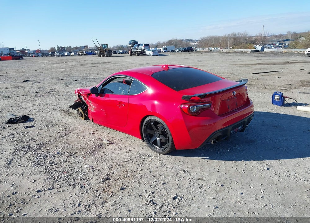 2018 TOYOTA 86 GT VIN: JF1ZNAE11J8701591