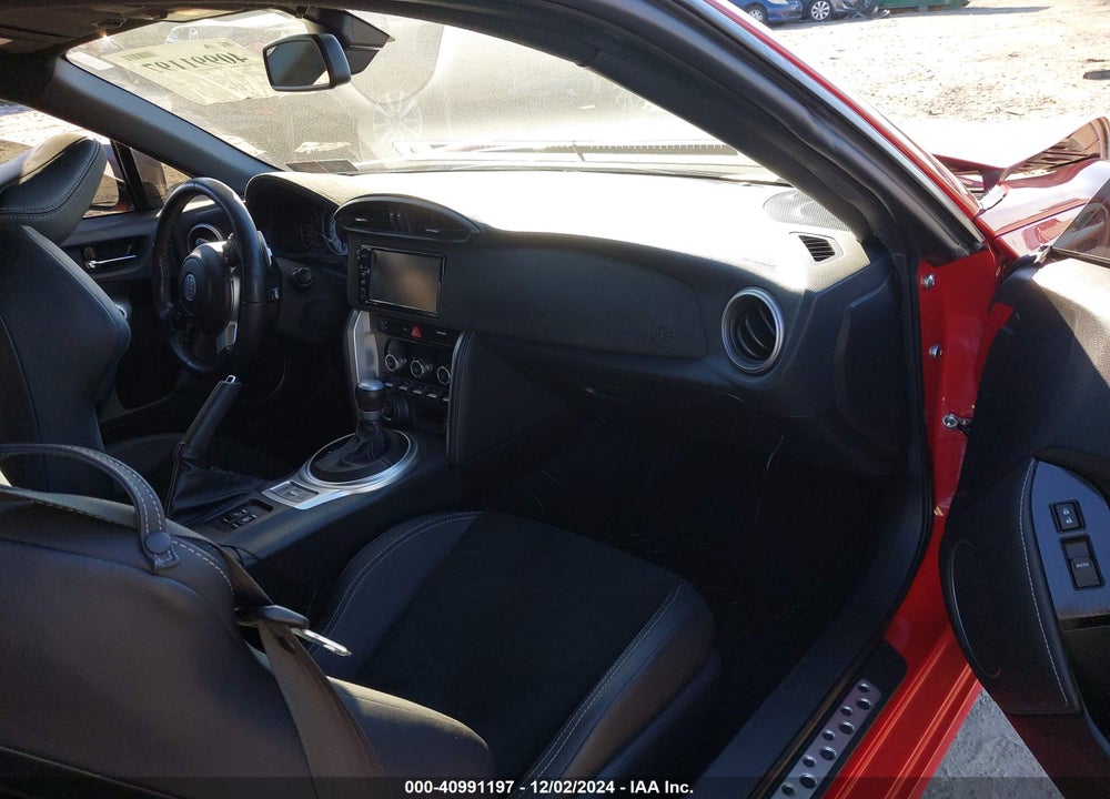 2018 TOYOTA 86 GT VIN: JF1ZNAE11J8701591