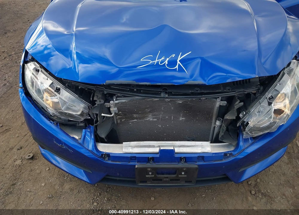 2018 HONDA CIVIC EX VIN: 2HGFC2F71JH577636