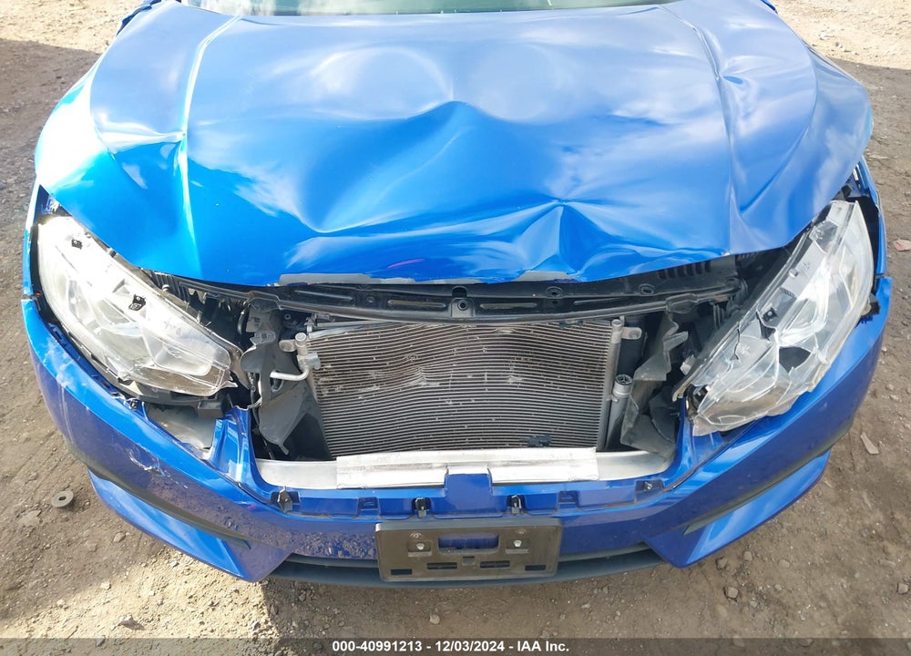 2018 HONDA CIVIC EX VIN: 2HGFC2F71JH577636