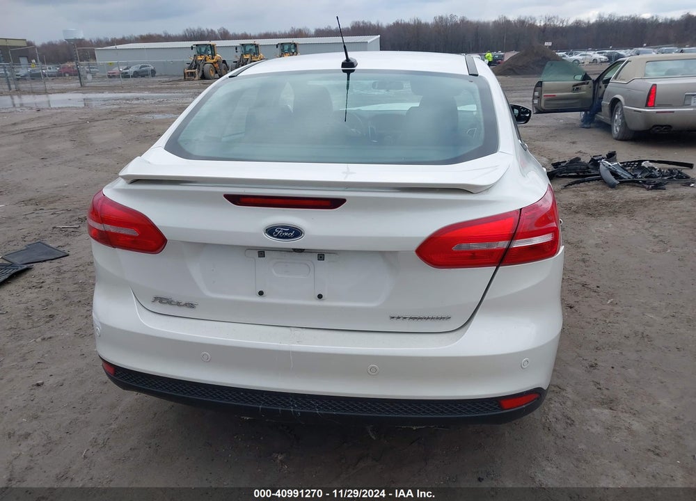 2017 FORD FOCUS TITANIUM VIN: 1FADP3J29HL243479