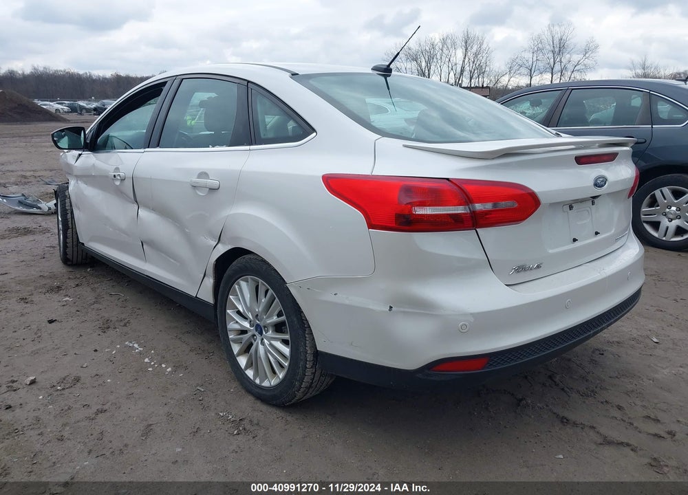 2017 FORD FOCUS TITANIUM VIN: 1FADP3J29HL243479