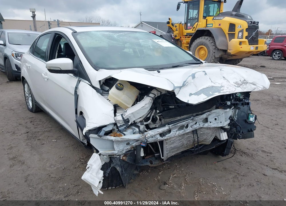 2017 FORD FOCUS TITANIUM VIN: 1FADP3J29HL243479