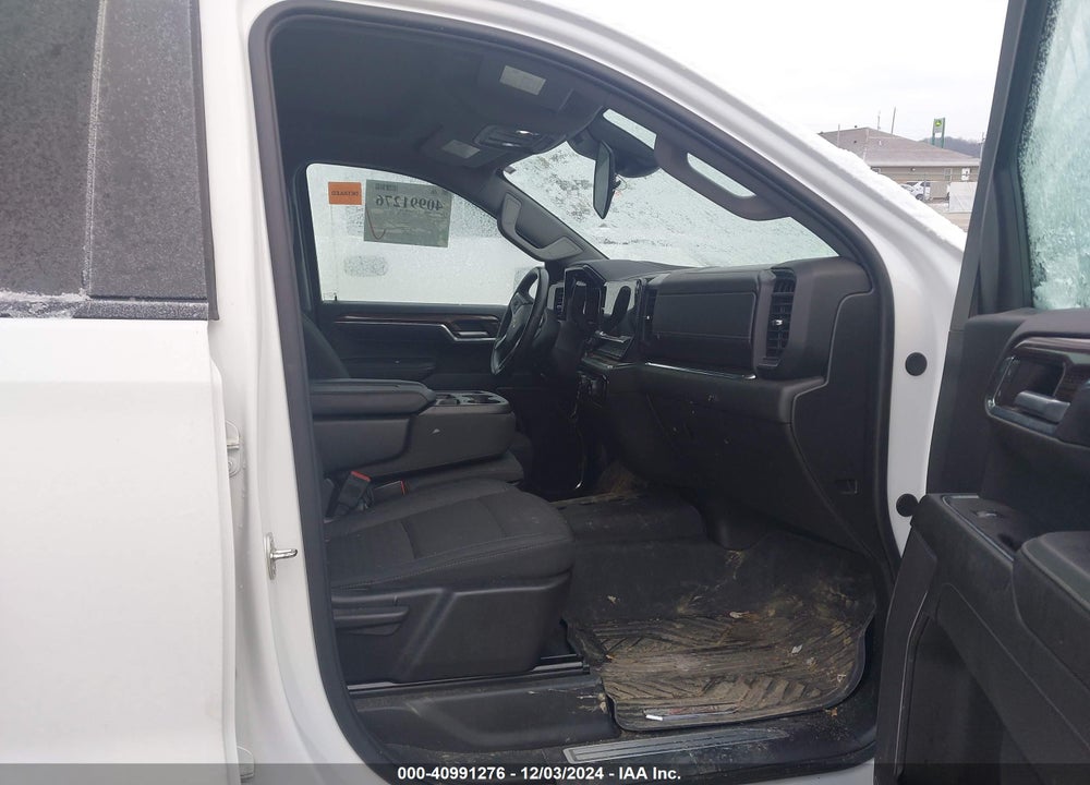 2024 CHEVROLET SILVERADO 1500 4WD SHORT BED LT VIN: 1GCUDDE88RZ205571