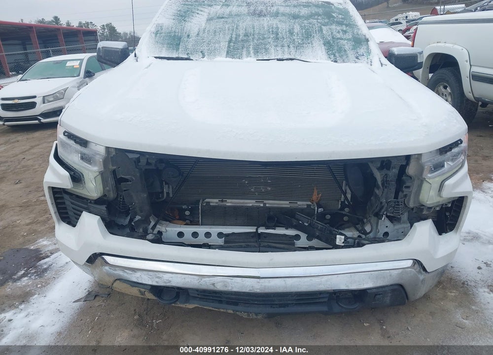 2024 CHEVROLET SILVERADO 1500 4WD SHORT BED LT VIN: 1GCUDDE88RZ205571