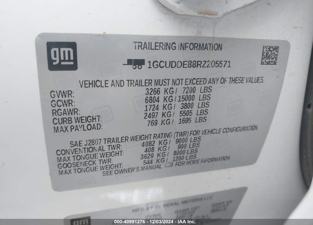 2024 CHEVROLET SILVERADO 1500 4WD SHORT BED LT VIN: 1GCUDDE88RZ205571