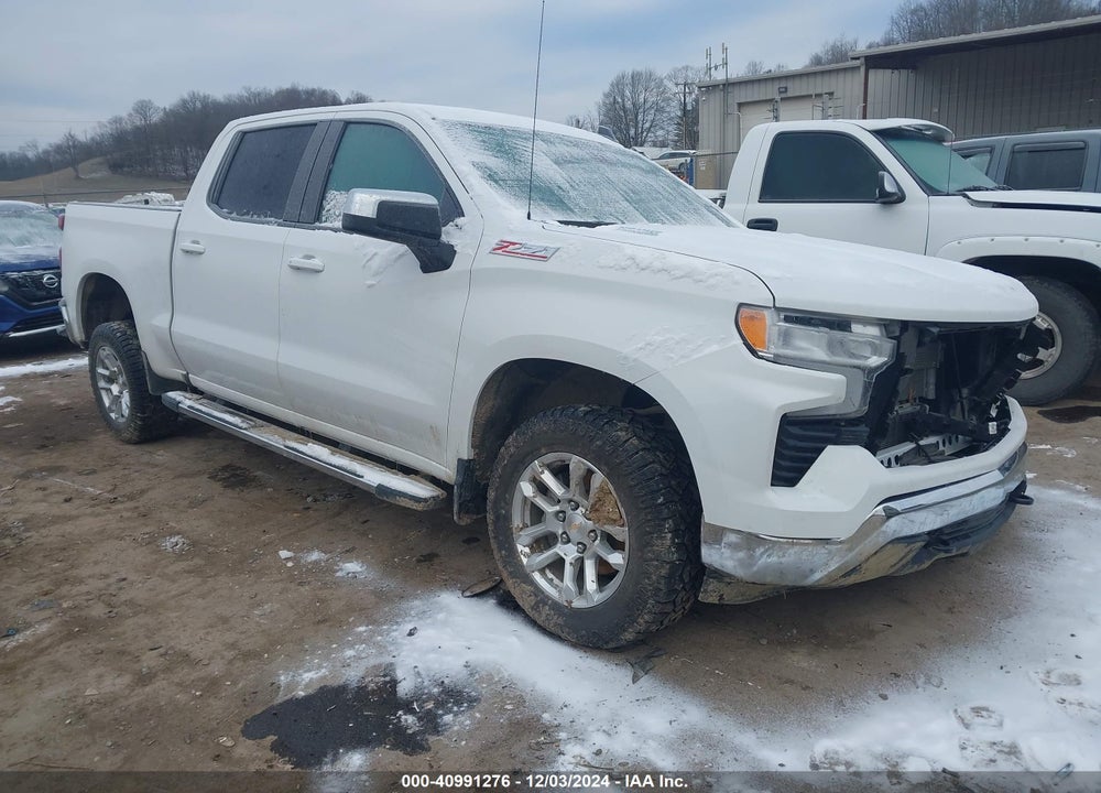 2024 CHEVROLET SILVERADO 1500 4WD SHORT BED LT VIN: 1GCUDDE88RZ205571